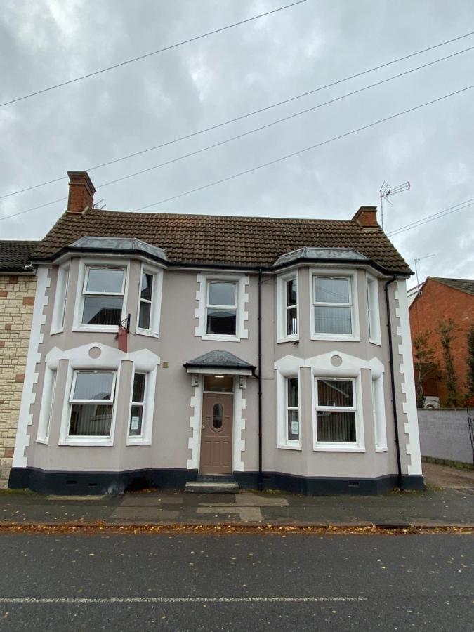 Abbey Guest House Milton Keynes Exterior photo